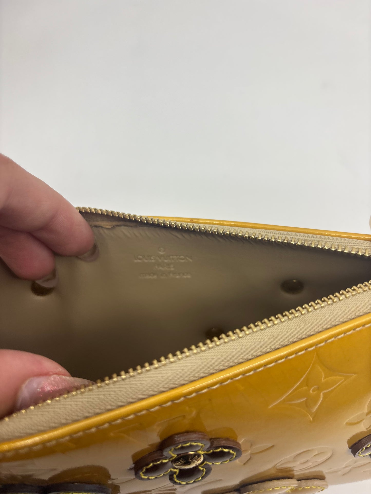 Louis Vuitton Monogram Vernis Fleur Pochette – Limited Edition