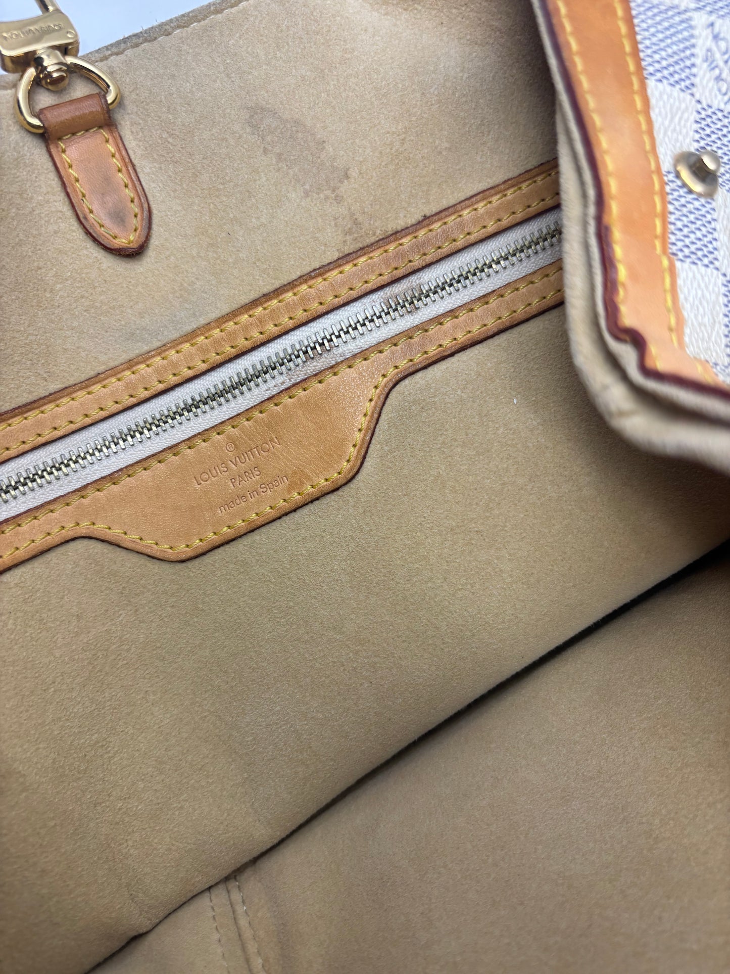 Louis Vuitton Damier Azur Hampstead MM Tote