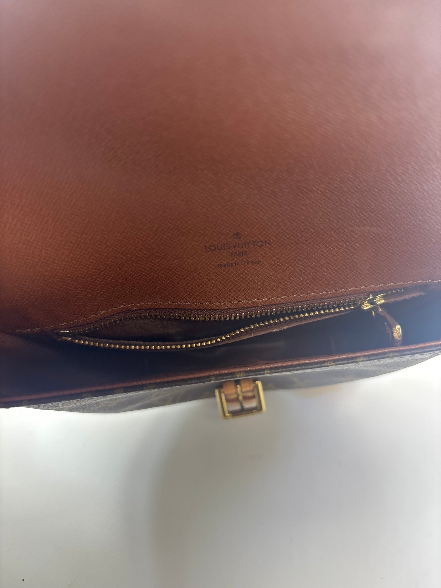 Louis Vuitton Monogram Saumur 30 Crossbody