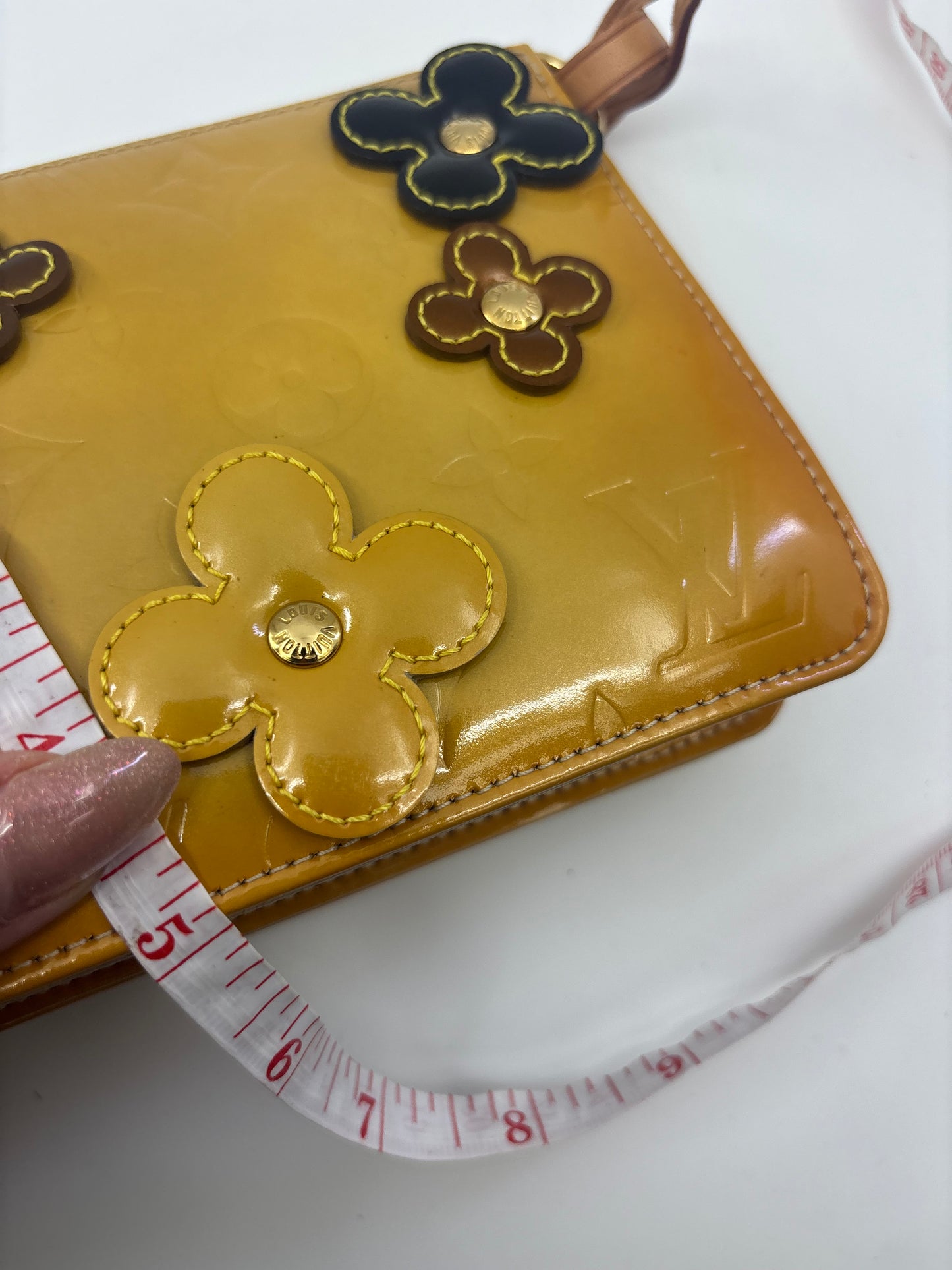 Louis Vuitton Monogram Vernis Fleur Pochette – Limited Edition