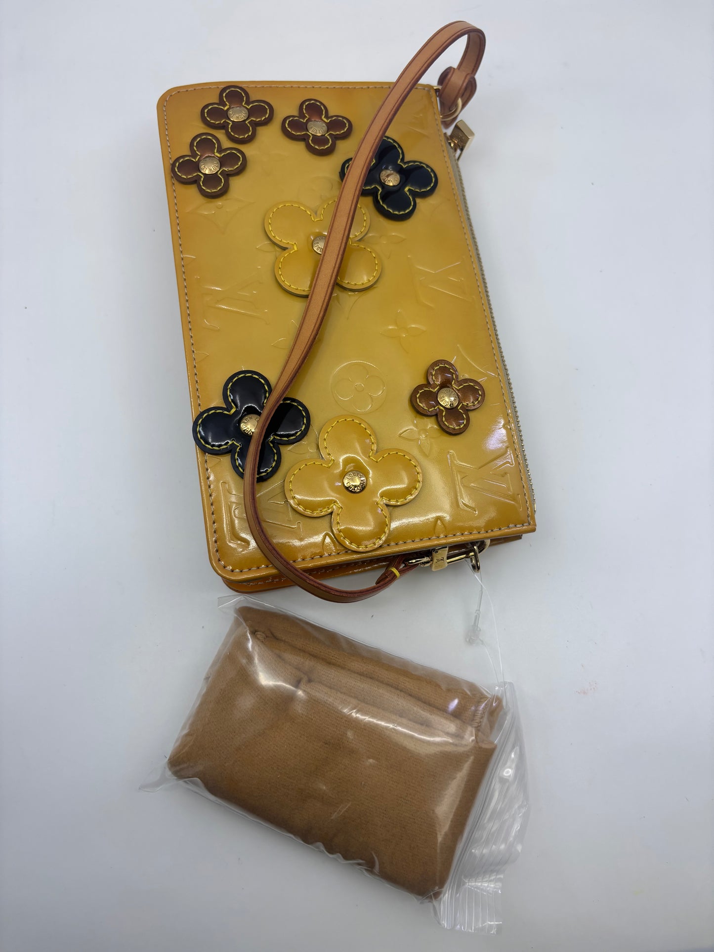 Louis Vuitton Monogram Vernis Fleur Pochette – Limited Edition