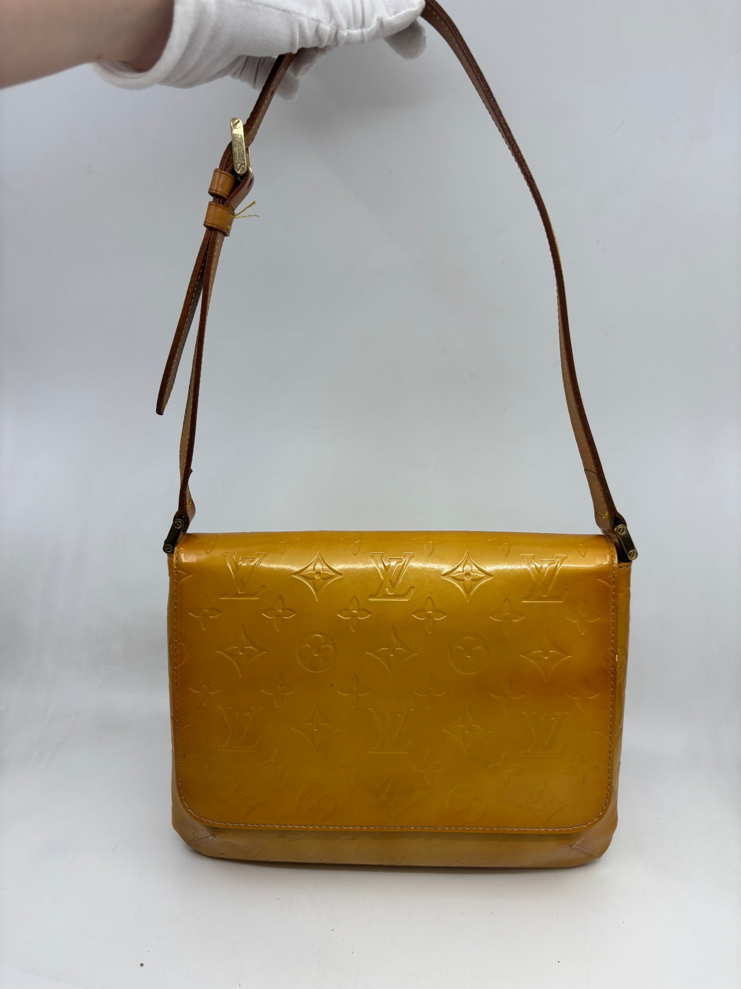 Louis Vuitton Monogram Vernis shoulder bag