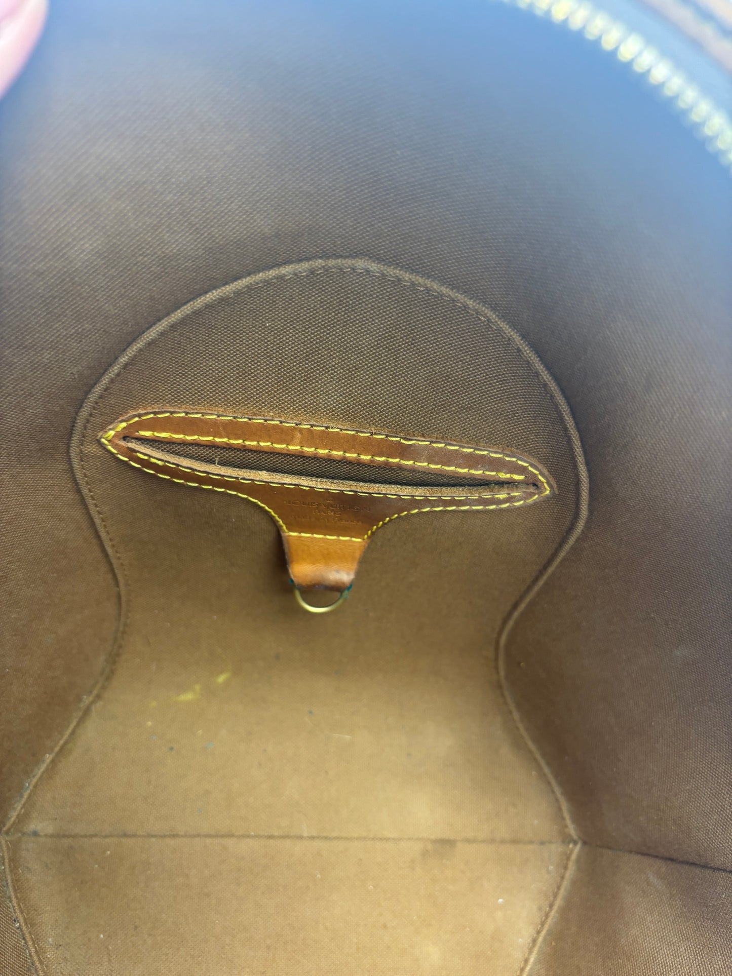 Louis Vuitton Ellipse PM Monogram Canvas Handbag