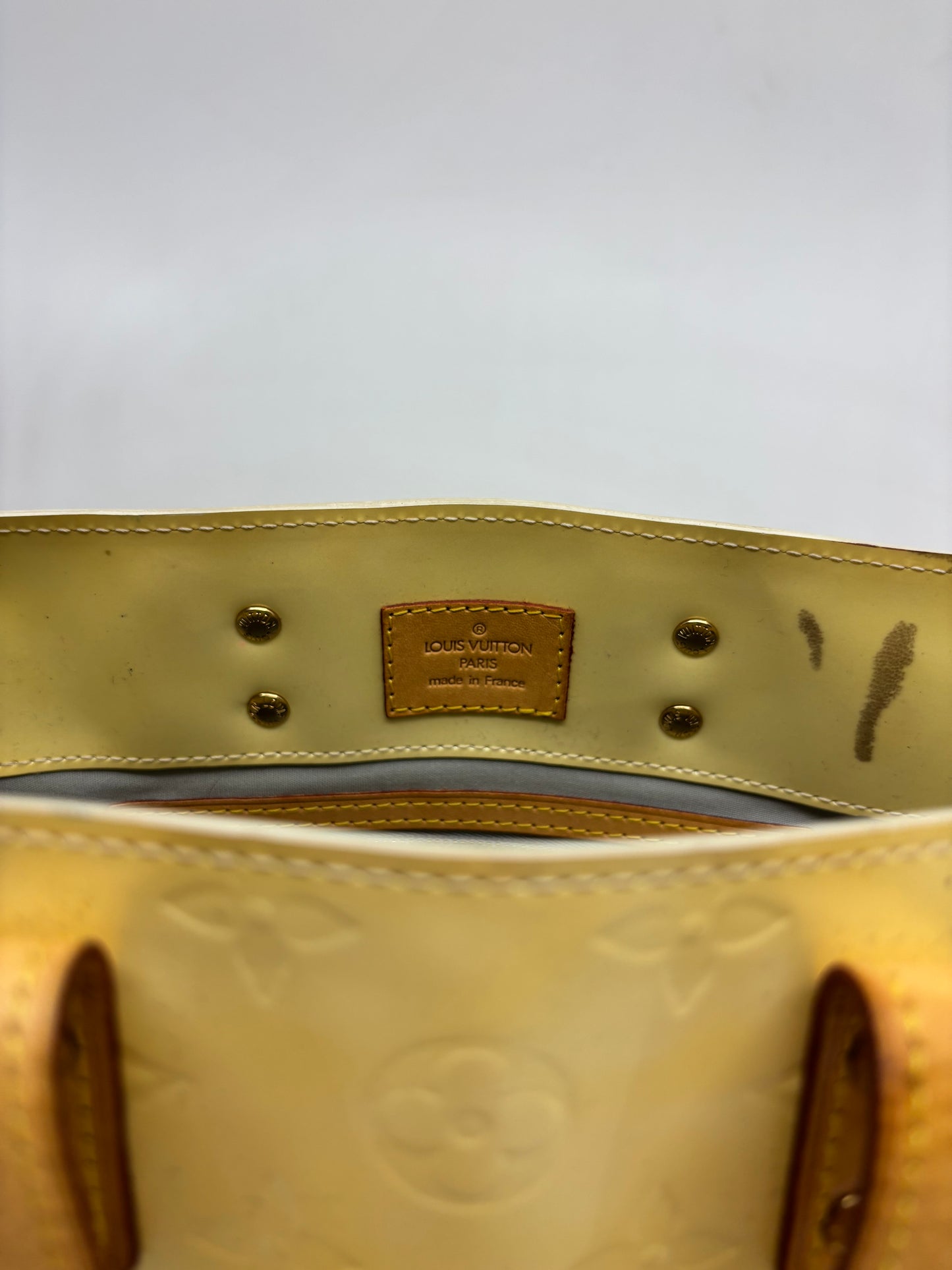 Louis Vuitton Reade PM Vernis Tote – Yellow