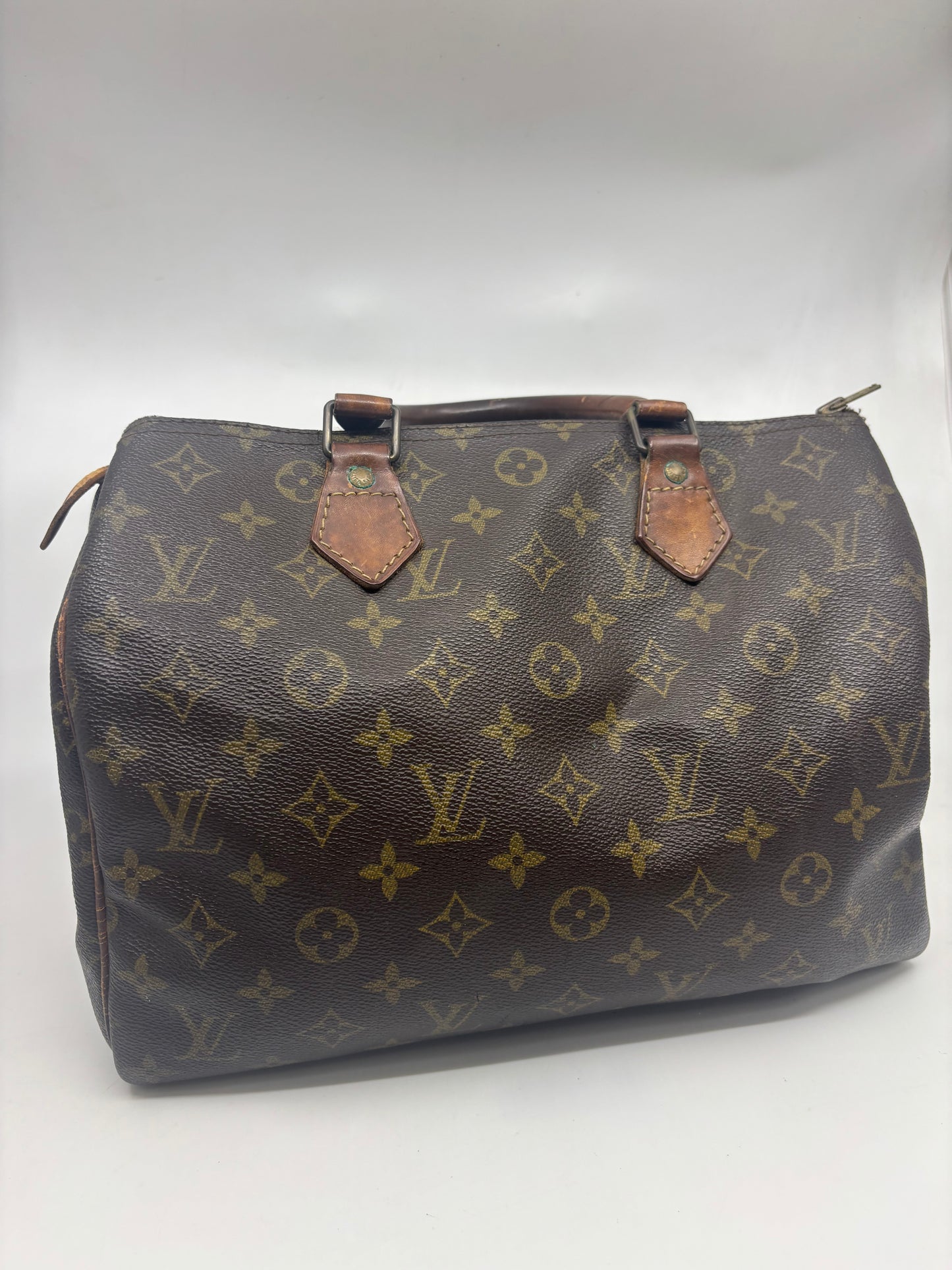 Louis Vuitton Monogram Canvas Speedy 30