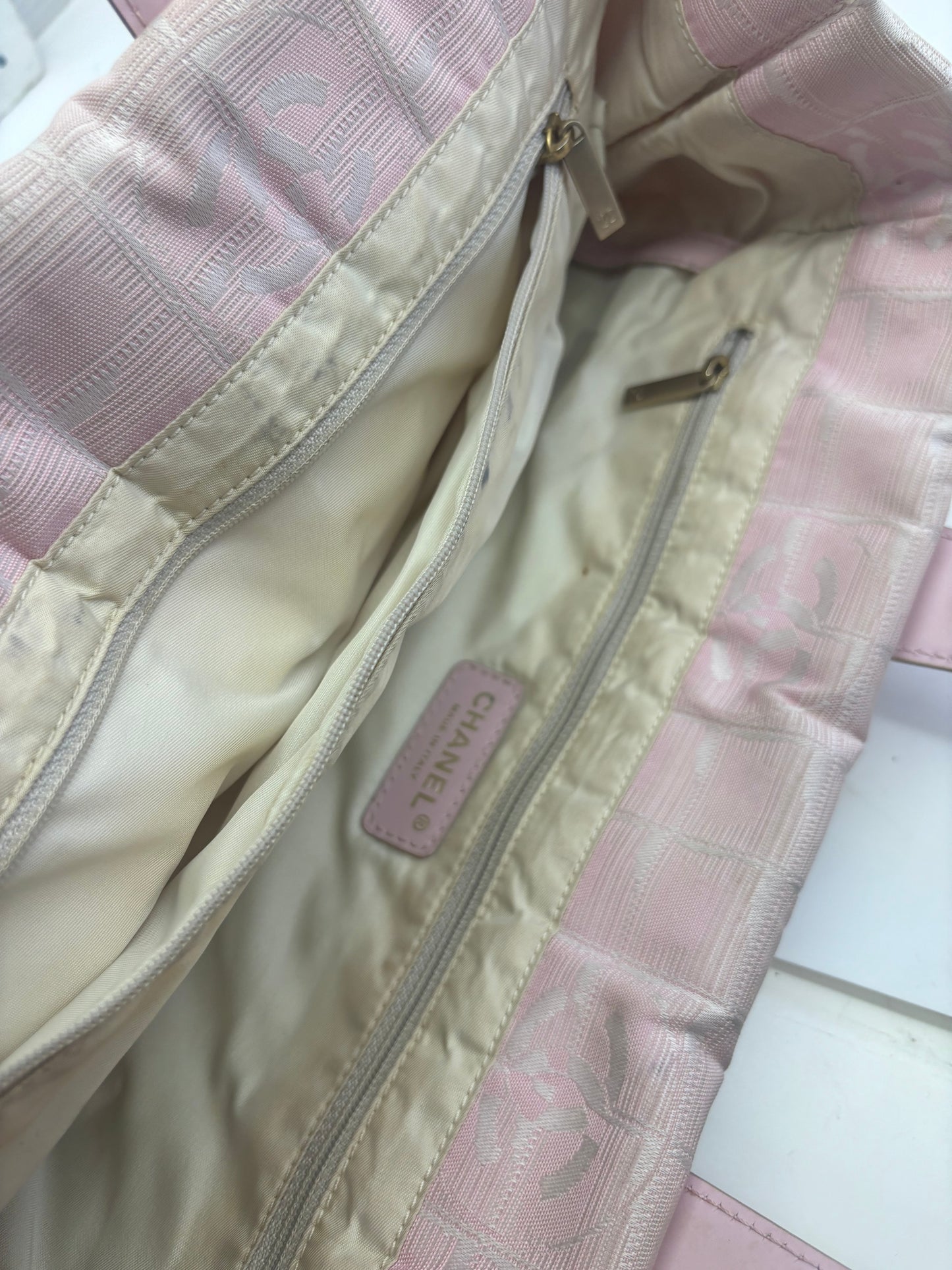 Chanel New Travel Line Jacquard Canvas Tote – Pink Jacquard