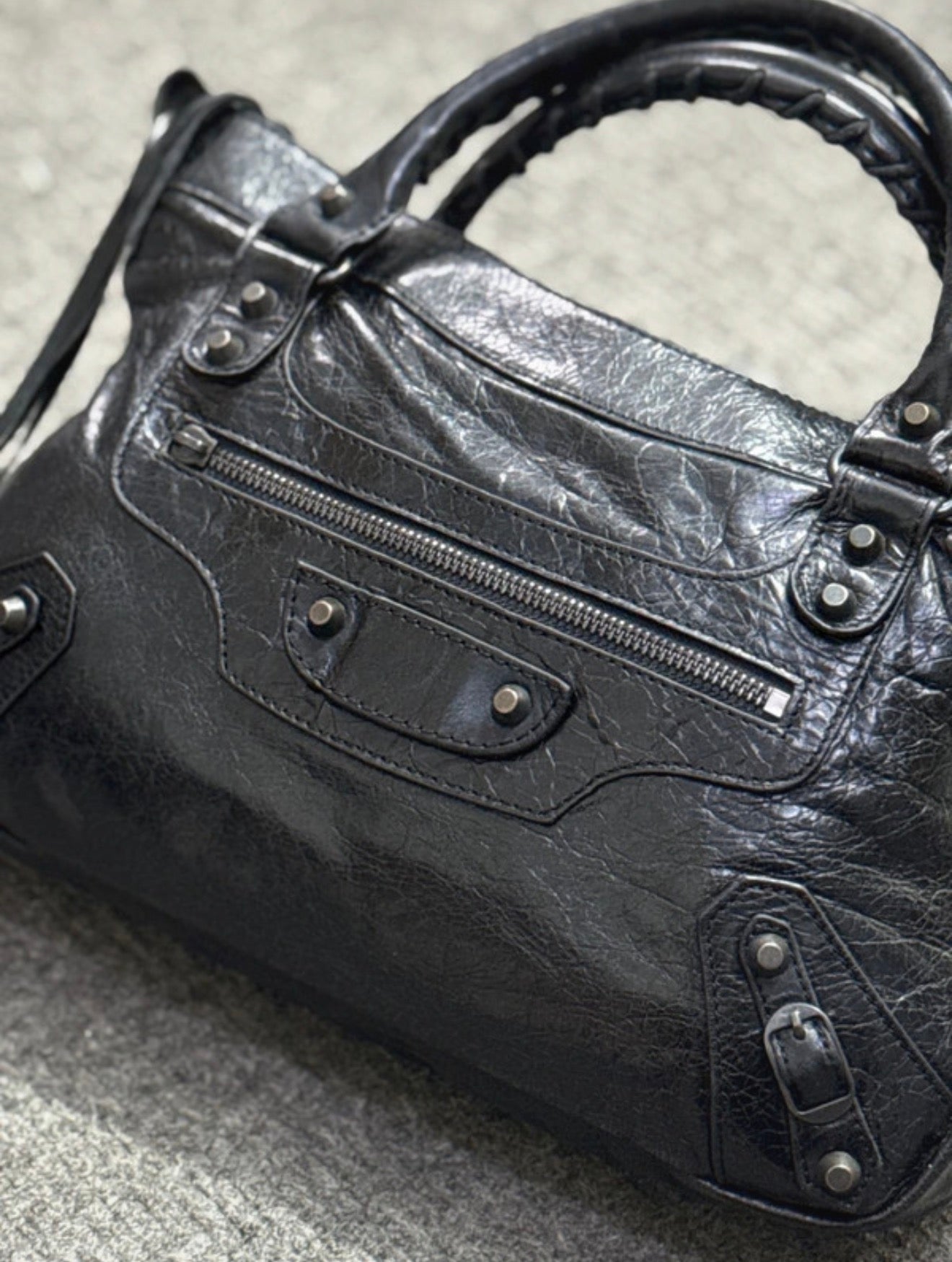 Balenciaga city bag black
